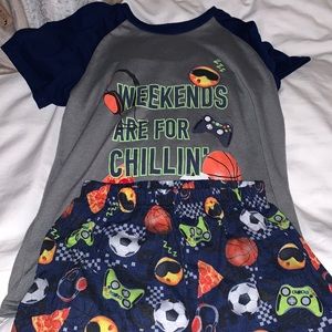 Boys pjs size 12-14. They run small and look like a size 10